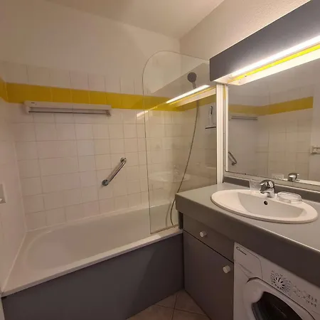 Apartment 2 Pieces/cabine, Piscine, Parking, Bord De - Jean De Monts - Fr-1-224c-81 *